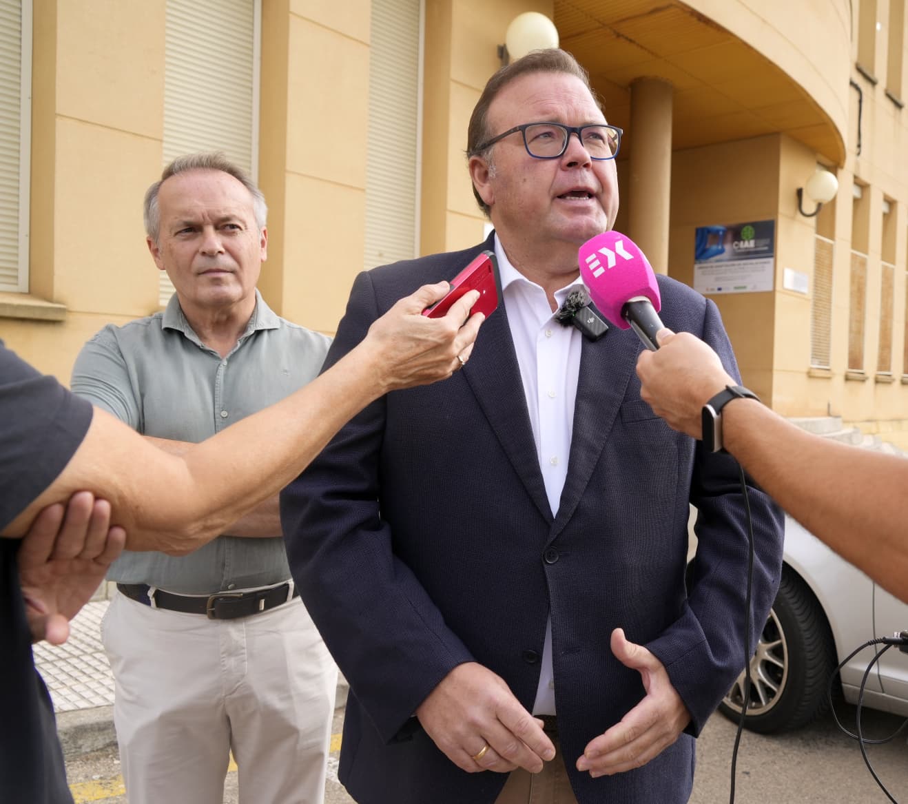 El GPP asegura que Extremadura puede perder “inversiones millonarias” en centros de datos si el Gobierno no rebaja sus exigencias El GPP asegura que Extremadura puede perder “inversiones millonarias” en centros de datos si el Gobierno no rebaja sus exigencias