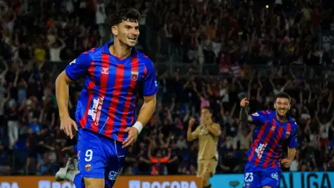 Mariano Carmona, jugador del CD Eldense. Mariano Carmona, jugador del CD Eldense.