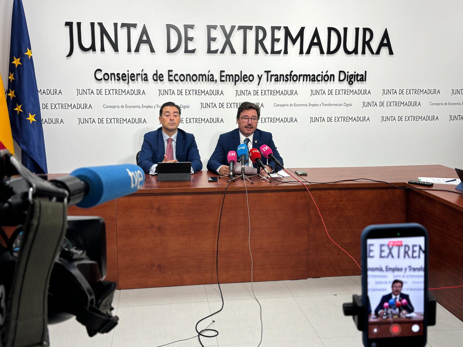 La Junta de Extremadura cierra su segunda misión a China con seis acuerdos que abren nuevas vías de cooperación e inversión La Junta de Extremadura cierra su segunda misión a China con seis acuerdos que abren nuevas vías de cooperación e inversión