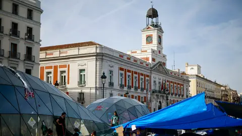 Acampada en la Puerta del Sol como protesta contra la crisis de vivienda en el país Acampada en la Puerta del Sol como protesta contra la crisis de vivienda en el país