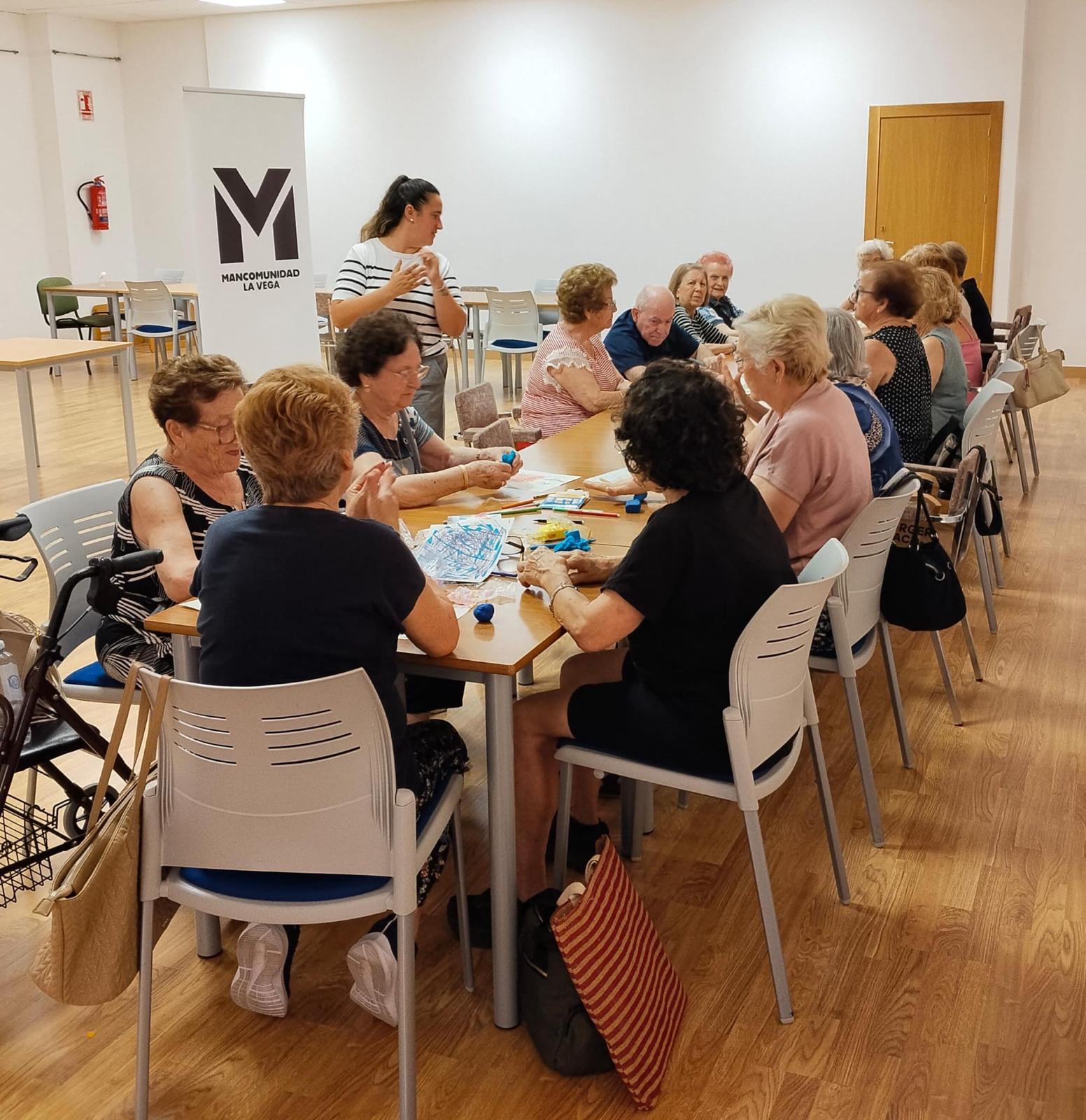 Mancomunidad La Vega dedica octubre a las personas mayores con actividades centradas en la autonomía, el bienestar y la participación Mancomunidad La Vega dedica octubre a las personas mayores con actividades centradas en la autonomía, el bienestar y la participación