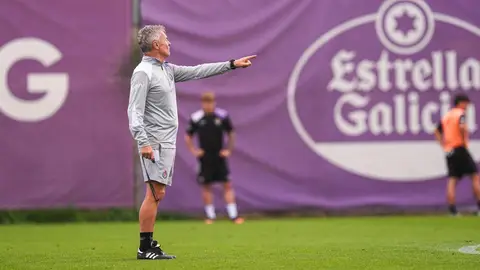 Fran Escribá Real Valladolid Fran Escribá Real Valladolid