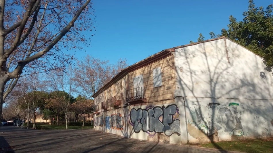 Las alquerías del Camino de Ricós de Campanar cumplen un cuarto de siglo esperando ser rehabilitadas Las alquerías del Camino de Ricós de Campanar cumplen un cuarto de siglo esperando ser rehabilitadas