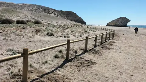 Cabo de Gata registra este verano la menor entrada de vehículos en seis años Cabo de Gata registra este verano la menor entrada de vehículos en seis años