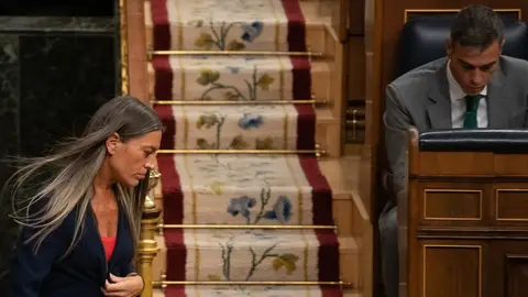 Imagen de archivo de Miriam Nogueras y Pedro Sánchez en el Congreso Imagen de archivo de Miriam Nogueras y Pedro Sánchez en el Congreso