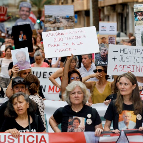 Una de las manifestaciones 'Mazón a prisión' sucedidas tras la DANA de València