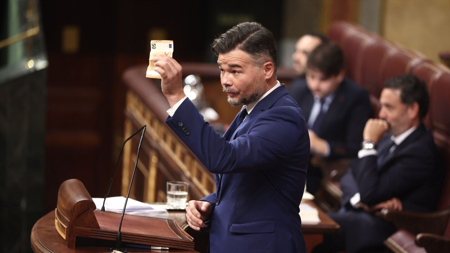 El portavoz de ERC, Gabriel Rufi&aacute;n, durante su intervenci&oacute;n en el Congreso