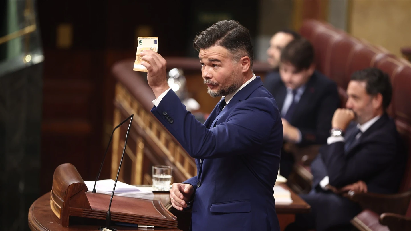 El portavoz de ERC, Gabriel Rufián, durante su intervención en el Congreso El portavoz de ERC, Gabriel Rufián, durante su intervención en el Congreso