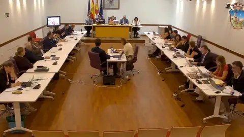 Gobierno y oposición se enfrentan en el Debate del Estado de la Ciudad de Guadalajara Gobierno y oposición se enfrentan en el Debate del Estado de la Ciudad de Guadalajara