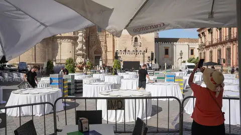 La jueza abre proceso judicial por la cena de Escaparate y pide a la Policía que investigue La jueza abre proceso judicial por la cena de Escaparate y pide a la Policía que investigue