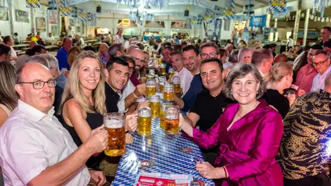 La Oktoberfest de La Nucía 2026 arranca con la tradicional apertura del barril La Oktoberfest de La Nucía 2026 arranca con la tradicional apertura del barril