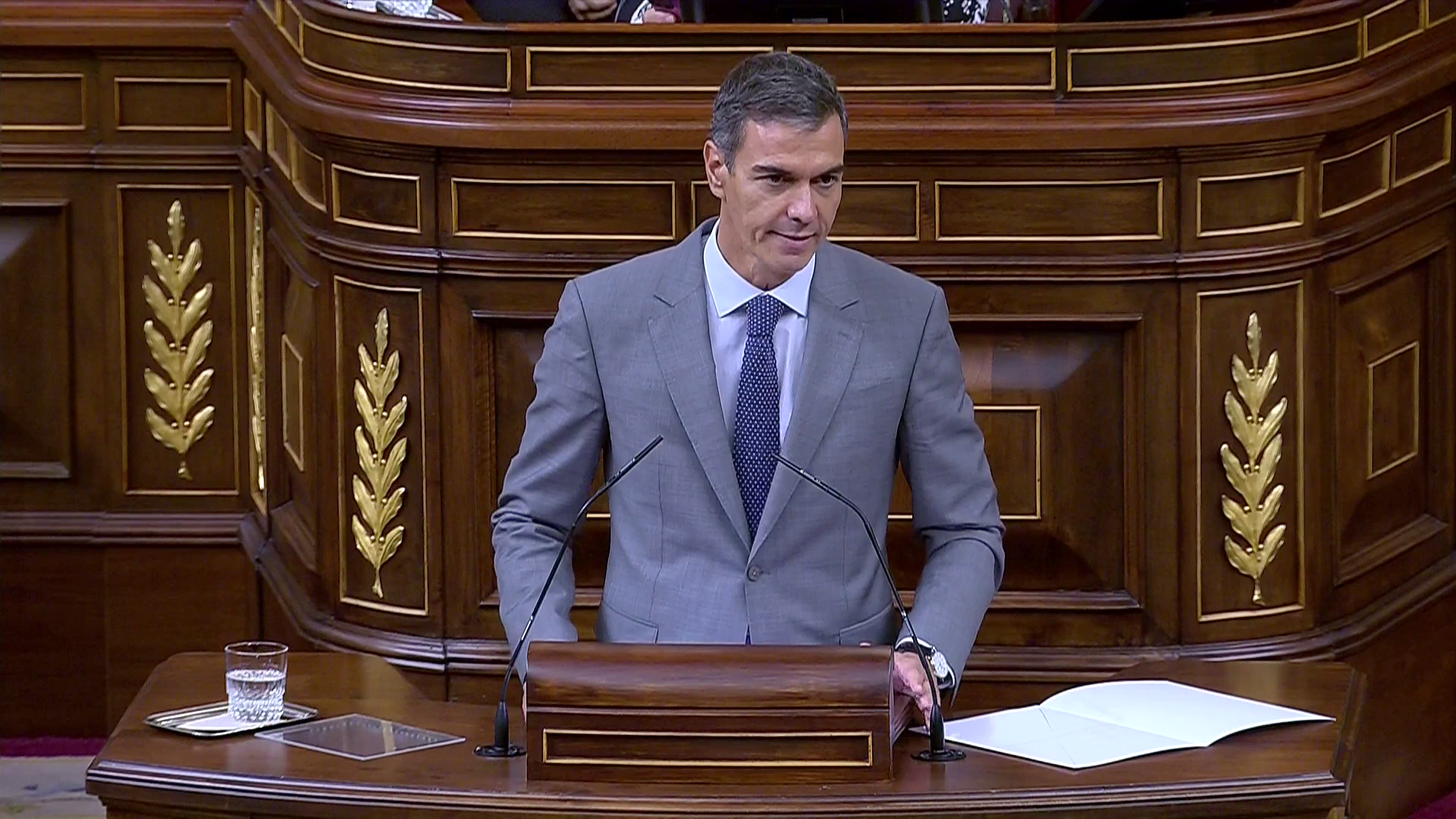 El alegato final de Sánchez para defender los decretos de vivienda: "Hagan lo correcto o la historia les juzgará con más contundencia de la que imaginan" El alegato final de Sánchez para defender los decretos de vivienda: "Hagan lo correcto o la historia les juzgará con más contundencia de la que imaginan"