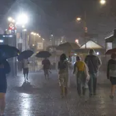 Aspecto de las calles del centro de Barcelona, afectado por intensas lluvias. Aspecto de las calles del centro de Barcelona, afectado por intensas lluvias.