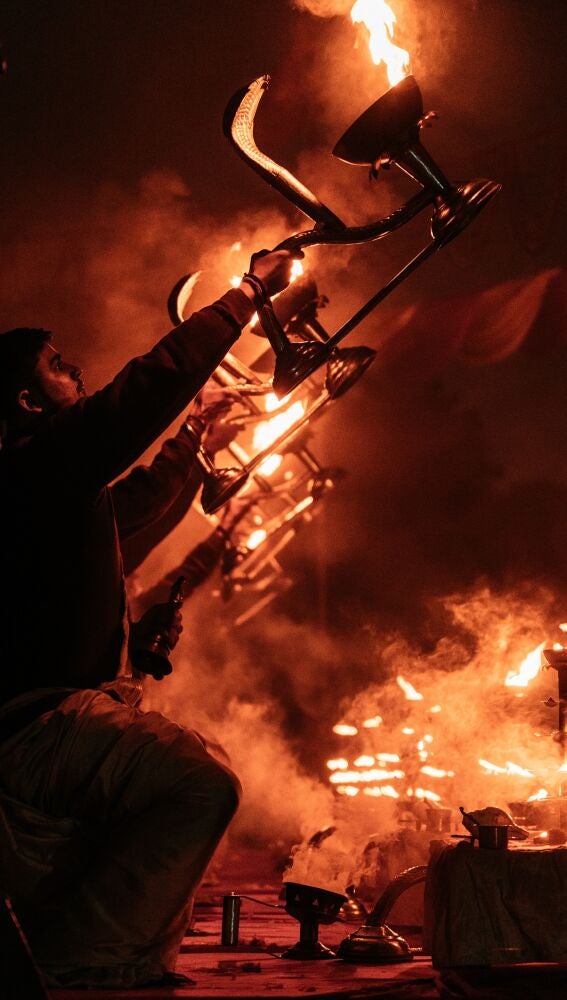 Ceremonia en Benarés
