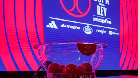 El sorteo de Copa del Rey depara Manacor para el Villarreal y Conquense para el Castellón El sorteo de Copa del Rey depara Manacor para el Villarreal y Conquense para el Castellón