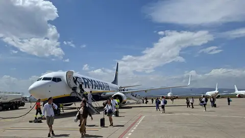 El aeropuerto de Castellón crece un 16 % en septiembre y supera los 295.000 pasajeros en lo que va de año El aeropuerto de Castellón crece un 16 % en septiembre y supera los 295.000 pasajeros en lo que va de año