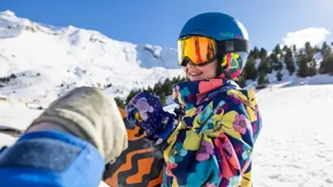 Aramón y DGA impulsan "Tu escapada favorita en la nieve", dirigido a 150.000 estudiantes Aramón y DGA impulsan "Tu escapada favorita en la nieve", dirigido a 150.000 estudiantes