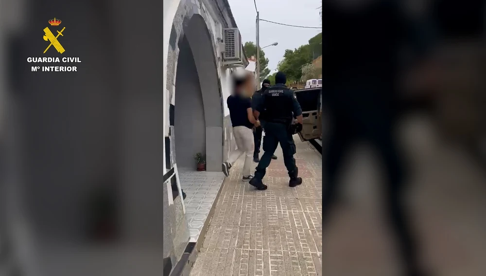 Uno de los detenidos en Almadén Uno de los detenidos en Almadén
