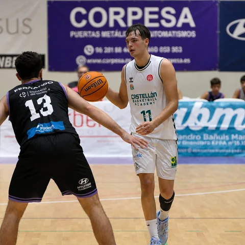 Amics arranca la temporada con una derrota ajustada