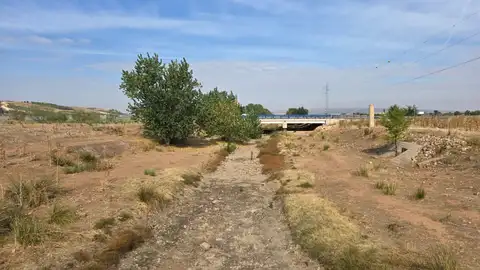 Primera fase de las obras en el arroyo de La Veguilla, en Valdepeñas Primera fase de las obras en el arroyo de La Veguilla, en Valdepeñas