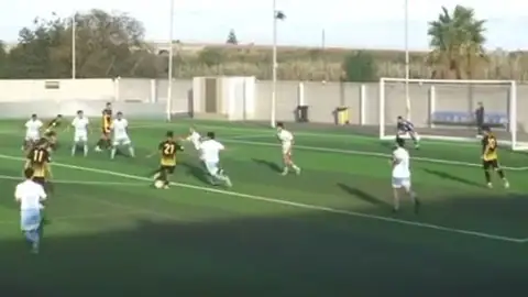 Uno de los lances del juego entre el Roda y el SC Torrevieja Uno de los lances del juego entre el Roda y el SC Torrevieja