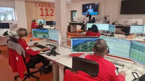 El 112 recibe 111 llamadas por la lluvía El 112 recibe 111 llamadas por la lluvía