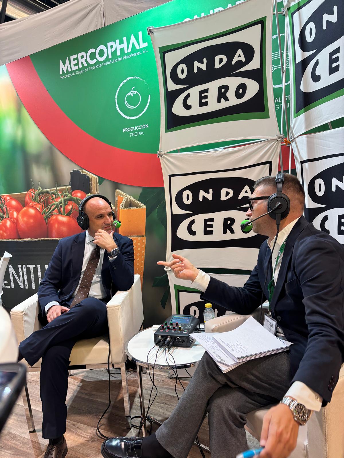 Diputación y ‘Sabores Almería’ arropan al agro almeriense en Fruit Attraction Diputación y ‘Sabores Almería’ arropan al agro almeriense en Fruit Attraction