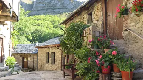 ¿Cuántos años de vida le quedan a tu pueblo? Más de la mitad de las localidades de León no llega a medio siglo de supervivencia ¿Cuántos años de vida le quedan a tu pueblo? Más de la mitad de las localidades de León no llega a medio siglo de supervivencia
