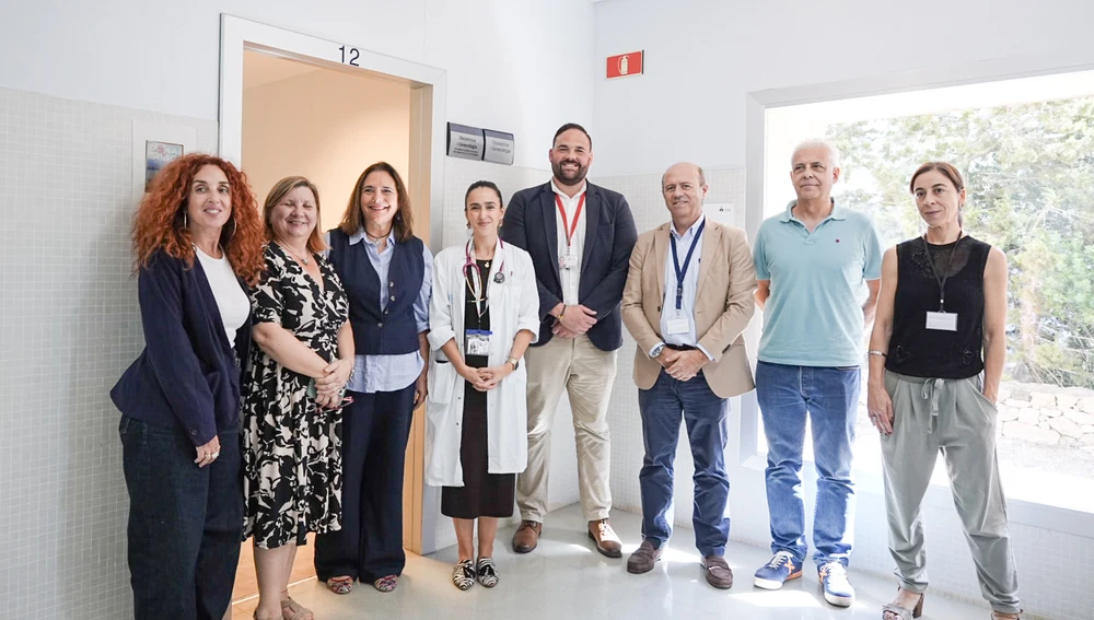 Visita de la consellera Manuela García al Hospital de Formentera Visita de la consellera Manuela García al Hospital de Formentera