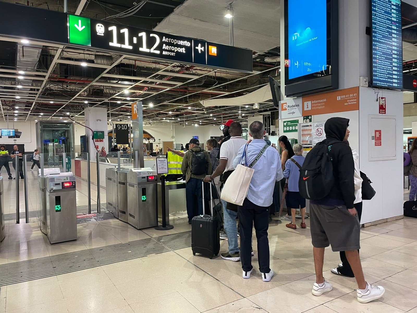 Nou matí de caos a Rodalies: "Et deixen tirat" Nou matí de caos a Rodalies: "Et deixen tirat"