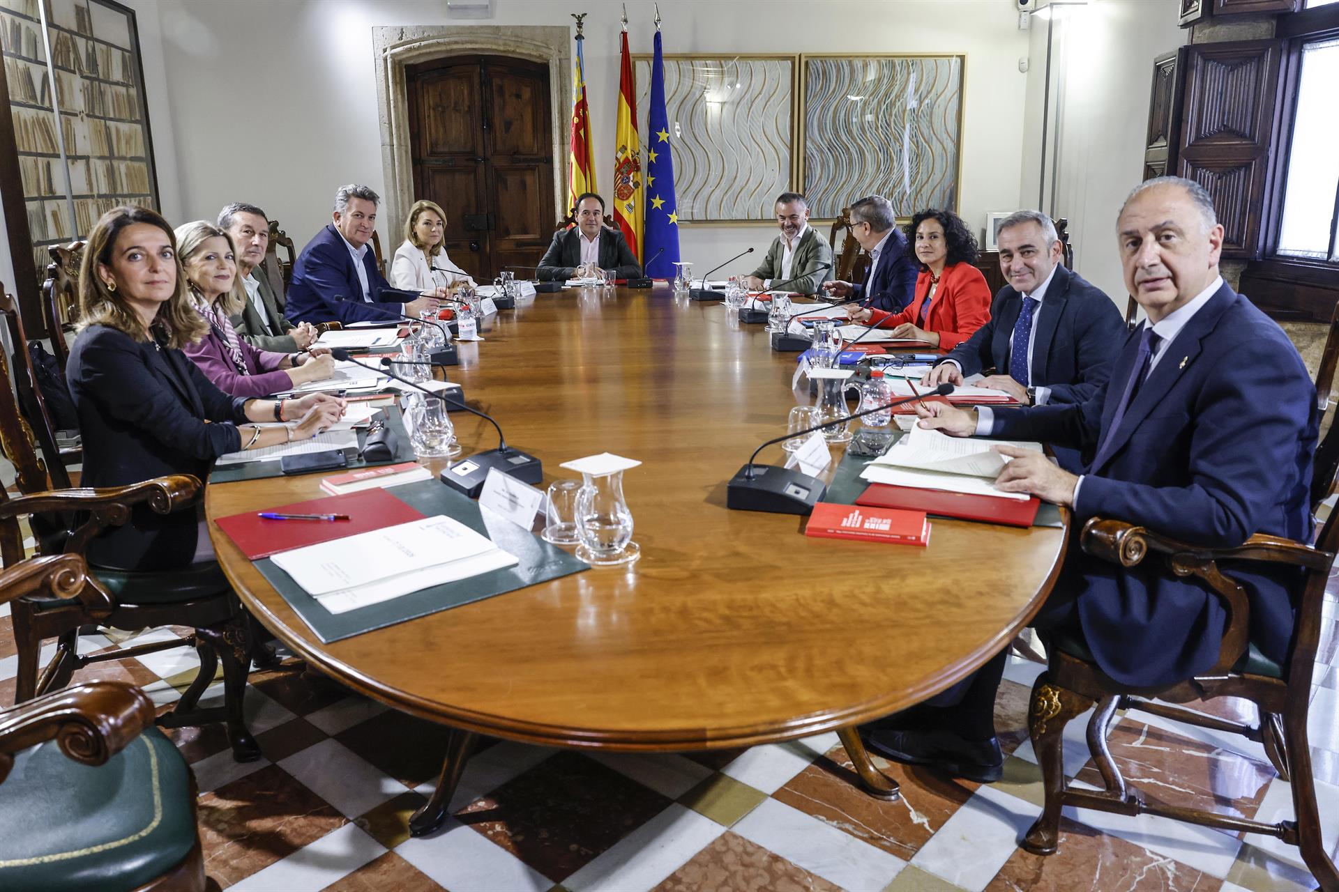 Ceuta, el torero Esplá y valencianos de las selecciones de fútbol y rítmica, Alta Distinción por el 9 d'Octubre Ceuta, el torero Esplá y valencianos de las selecciones de fútbol y rítmica, Alta Distinción por el 9 d'Octubre