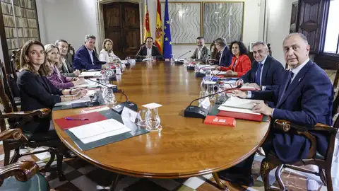 Imagen del pleno del Consell del 7 de octubre de 2026, en el que se han aprobado las distinciones y galardones de la Generalitat con motivo del 9 d'Octubre. Imagen del pleno del Consell del 7 de octubre de 2026, en el que se han aprobado las distinciones y galardones de la Generalitat con motivo del 9 d'Octubre.