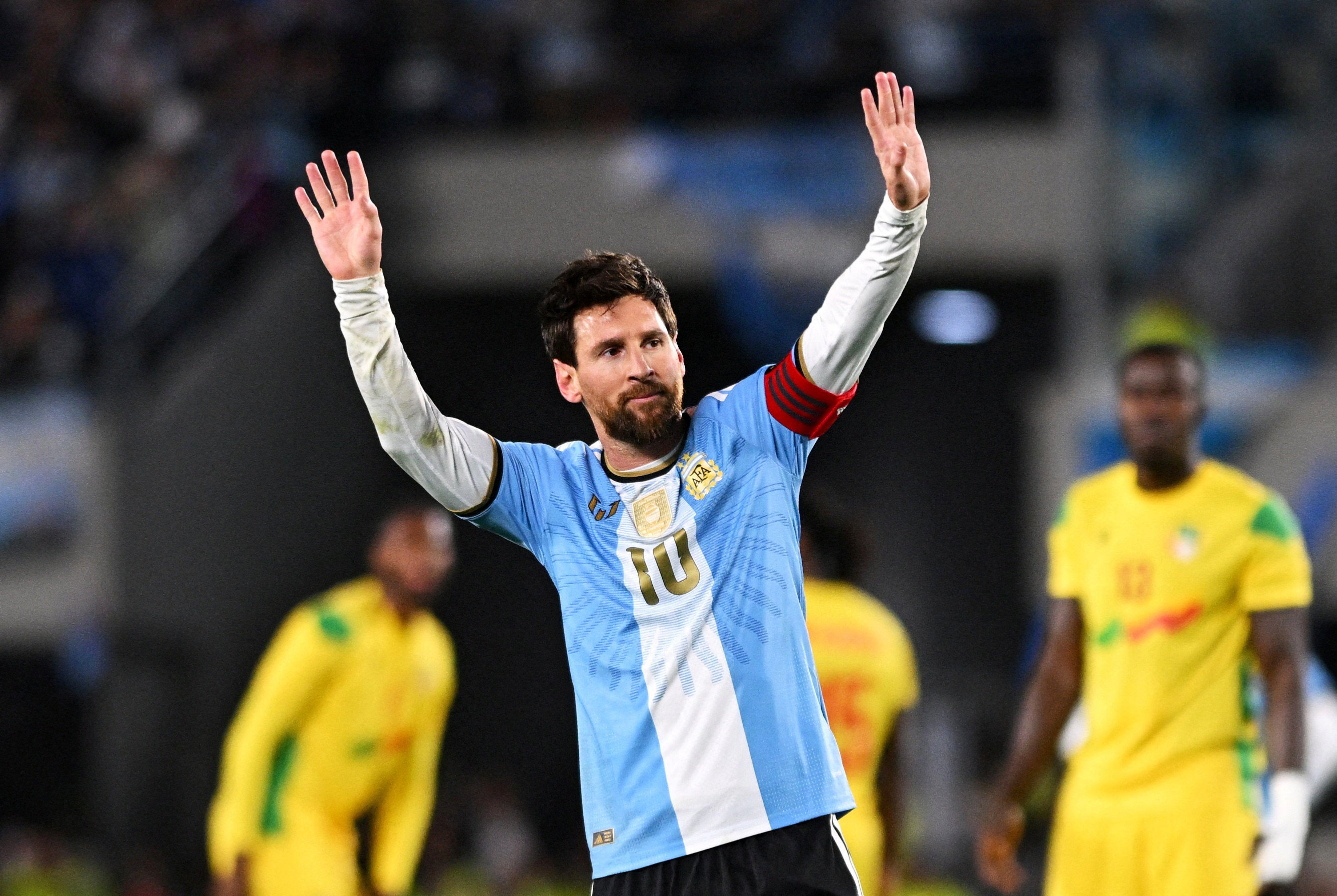 El surrealista momento durante el homenaje a Messi con Argentina que termina con una pitada histórica El surrealista momento durante el homenaje a Messi con Argentina que termina con una pitada histórica