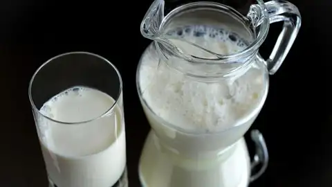 Un millón de euros para distribuir leche entre alumnos de colegios e institutos Un millón de euros para distribuir leche entre alumnos de colegios e institutos