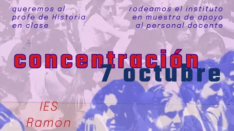 Alumnado y profesorado del IES Ramón y Cajal abrazan el centro en apoyo al docente sancionado Alumnado y profesorado del IES Ramón y Cajal abrazan el centro en apoyo al docente sancionado