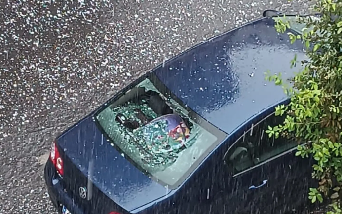 Talavera se recupera de la intensa granizada Talavera se recupera de la intensa granizada