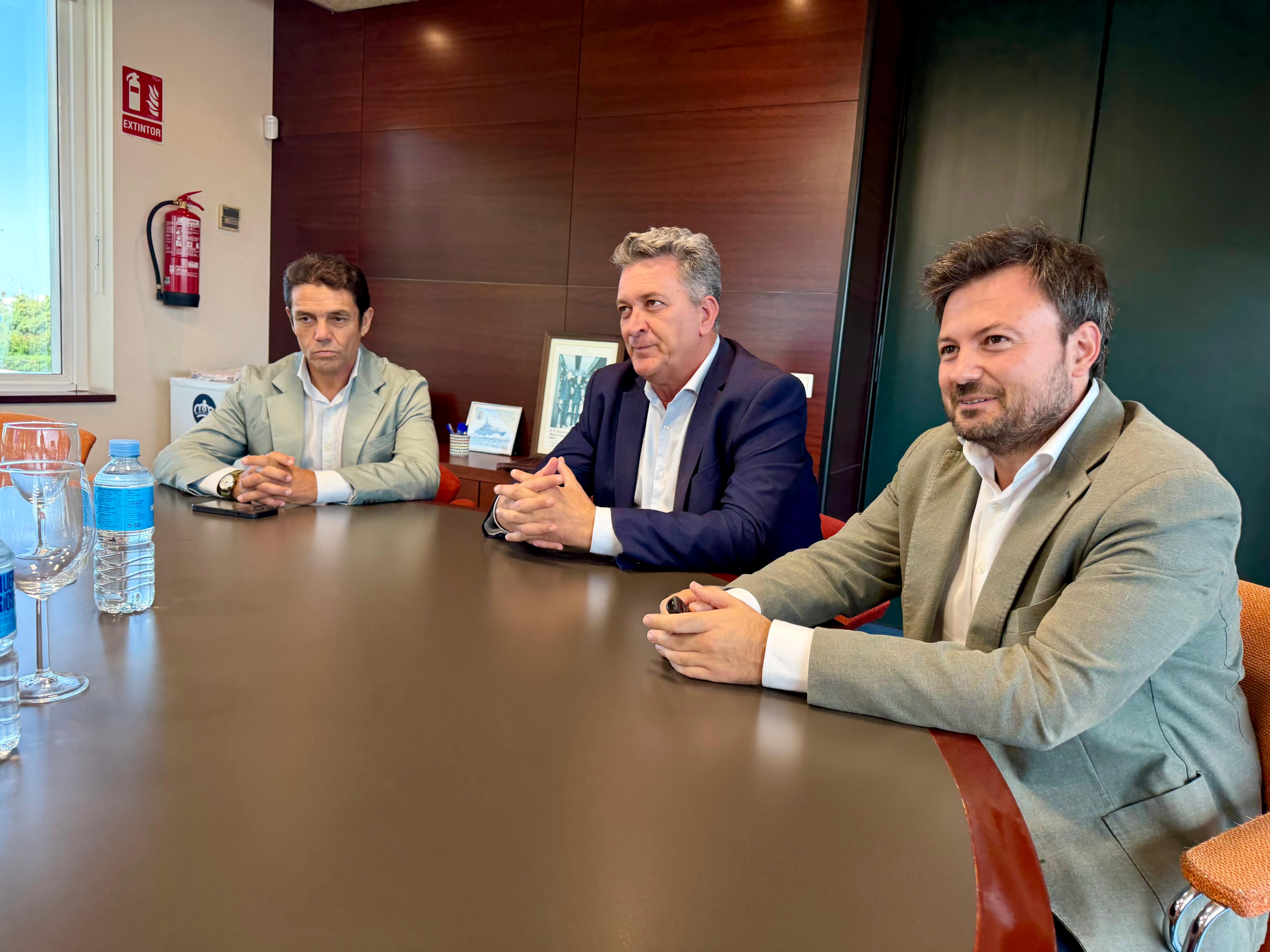 La Generalitat presenta 35 recursos contra los deslindes estatales que afectan a 70 km de litoral La Generalitat presenta 35 recursos contra los deslindes estatales que afectan a 70 km de litoral