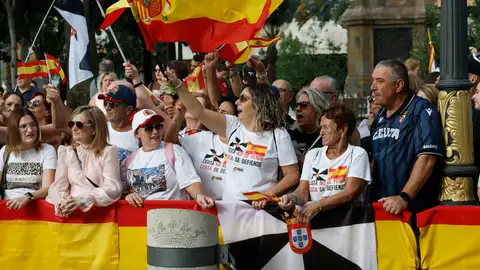 Ambiente en las calles de Ceuta horas antes de la visita de los reyes a Ceuta, este martes. Ambiente en las calles de Ceuta horas antes de la visita de los reyes a Ceuta, este martes.