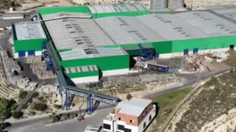 El Consorcio Mare destina 2,25 millones de euros para pagar las obras de ecoparques y voluminosos ya ejecutadas El Consorcio Mare destina 2,25 millones de euros para pagar las obras de ecoparques y voluminosos ya ejecutadas