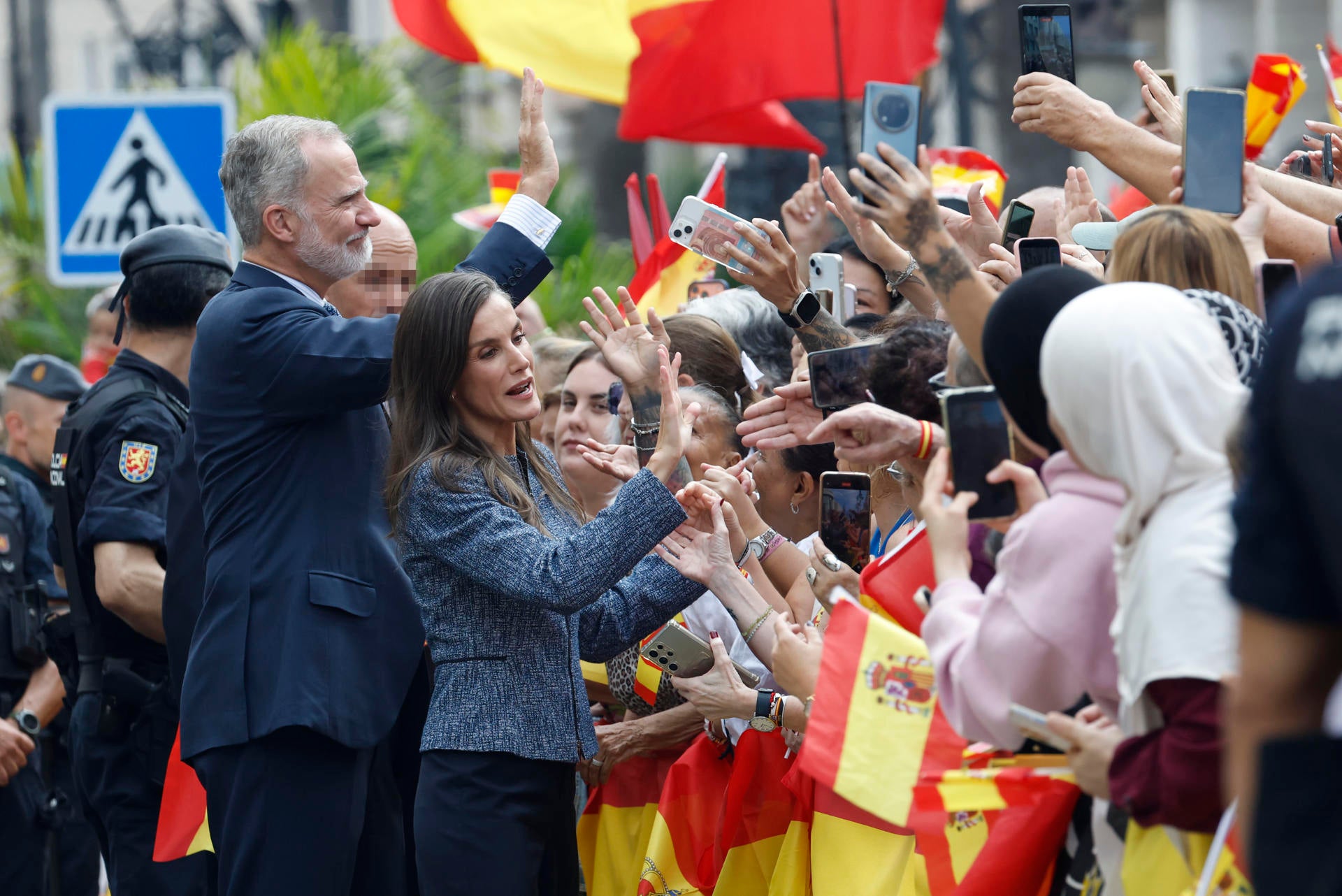 Tertulia de La Brújula: Ceuta recibe a los reyes Tertulia de La Brújula: Ceuta recibe a los reyes