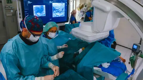 Una tècnica pionera de Vall d’Hebron evita la cirurgia oberta en infants amb una obstrucció greu al fetge Una tècnica pionera de Vall d’Hebron evita la cirurgia oberta en infants amb una obstrucció greu al fetge