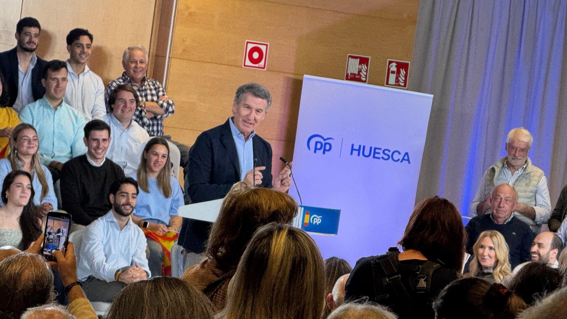 Feijóo garantiza en Huesca una financiación justa para Aragón y su apoyo total al Plan Pirineos Feijóo garantiza en Huesca una financiación justa para Aragón y su apoyo total al Plan Pirineos