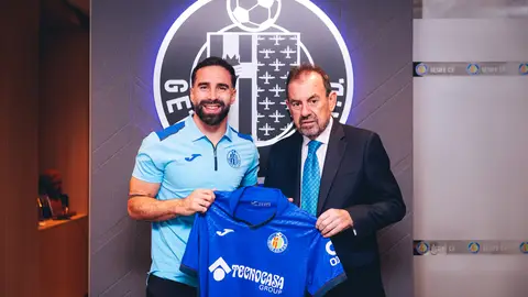 Ya es oficial: Dani Carvajal ficha por el Getafe Ya es oficial: Dani Carvajal ficha por el Getafe