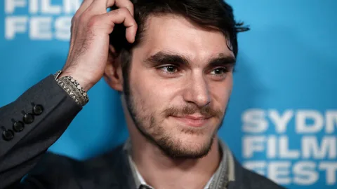 Imagen del actor RJ Mitte.