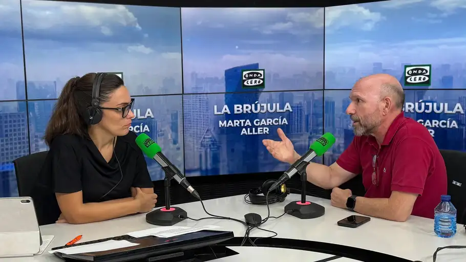 Óscar Vara junto a Marta García Aller Óscar Vara junto a Marta García Aller