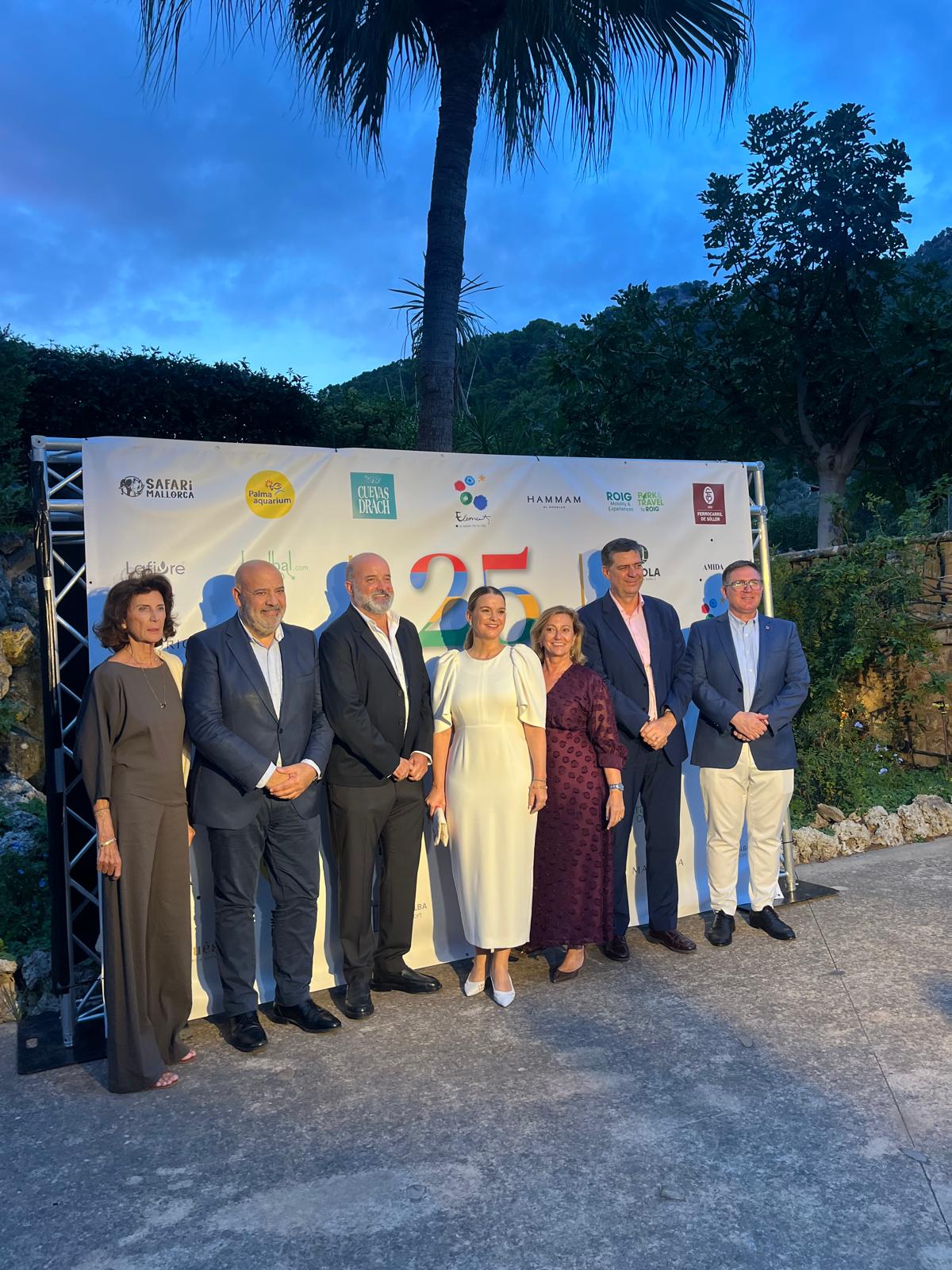 ABACTUR celebra sus 25 años con la confianza puesta en mantener el dinamismo turístico hasta final de año ABACTUR celebra sus 25 años con la confianza puesta en mantener el dinamismo turístico hasta final de año