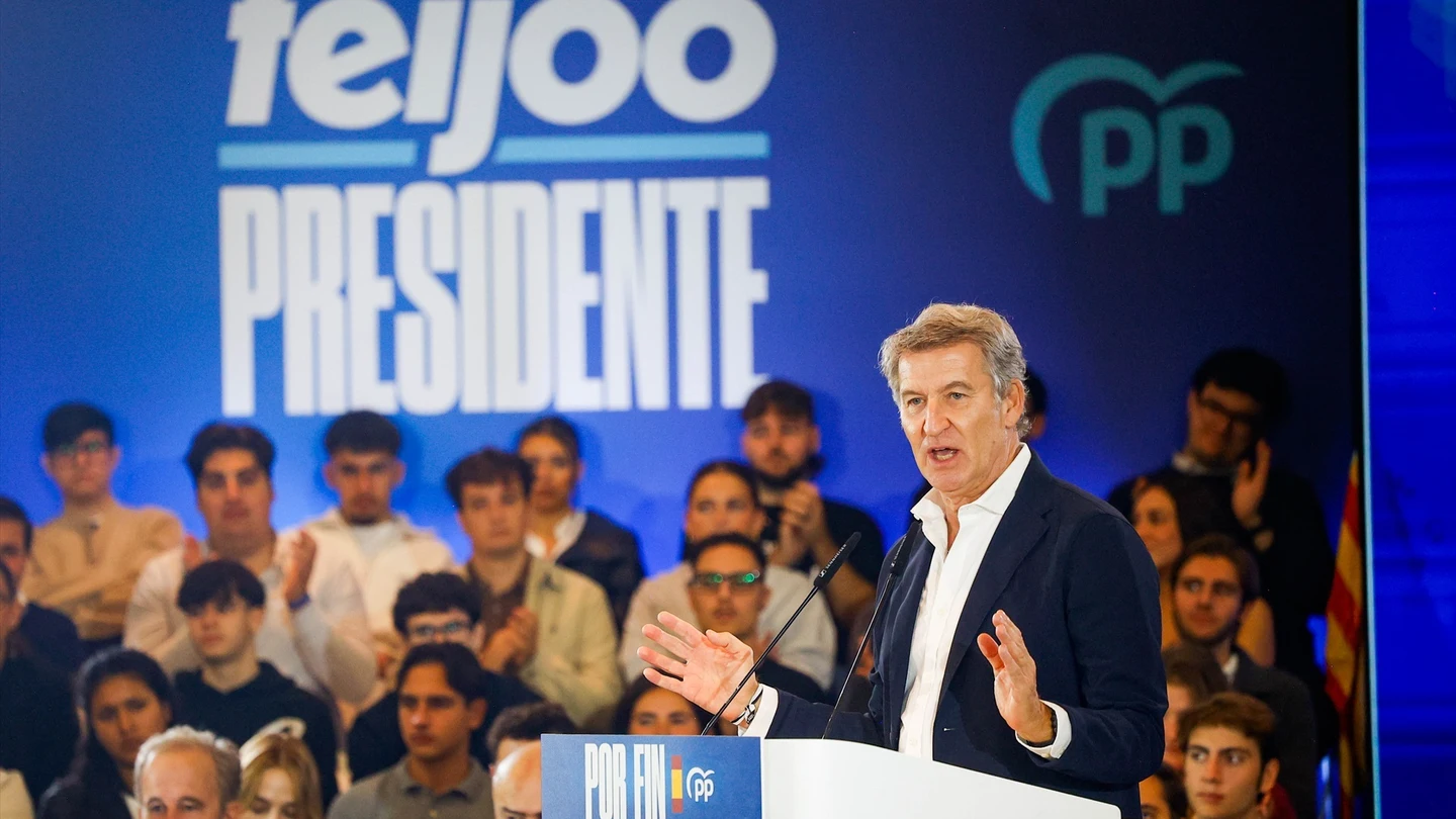 El líder del PP, Alberto Núñez Feijóo, participa en un acto de precampaña en Barcelona El líder del PP, Alberto Núñez Feijóo, participa en un acto de precampaña en Barcelona