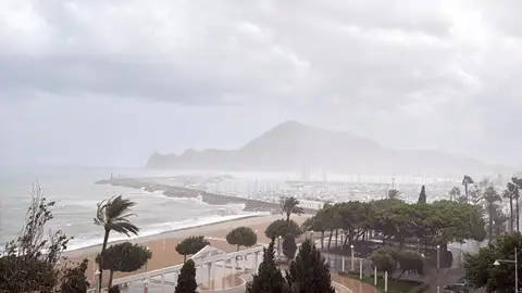 La lluvia deja registros destacados en la Marina Baixa en una jornada marcada por las alertas La lluvia deja registros destacados en la Marina Baixa en una jornada marcada por las alertas