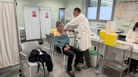 La vacunación contra la gripe y la covid comienza en los centros de salud de Huesca La vacunación contra la gripe y la covid comienza en los centros de salud de Huesca