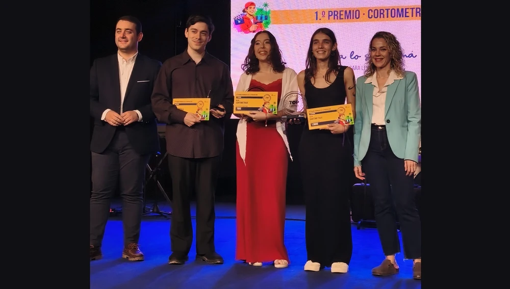 Premiados en los premios de la Diputación de Alicante en la categoría Cortometraje. Premiados en los premios de la Diputación de Alicante en la categoría Cortometraje.